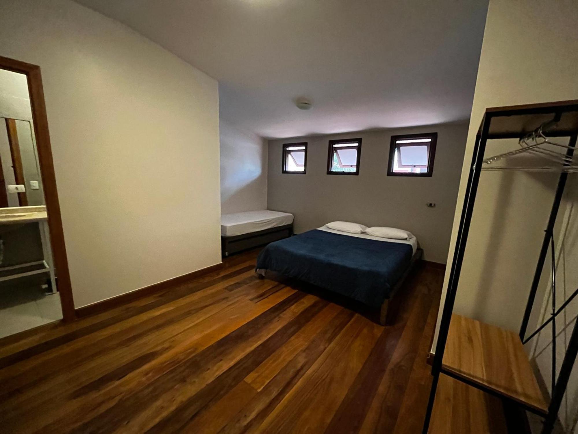 Hostel Matilda Curitiba Exterior photo